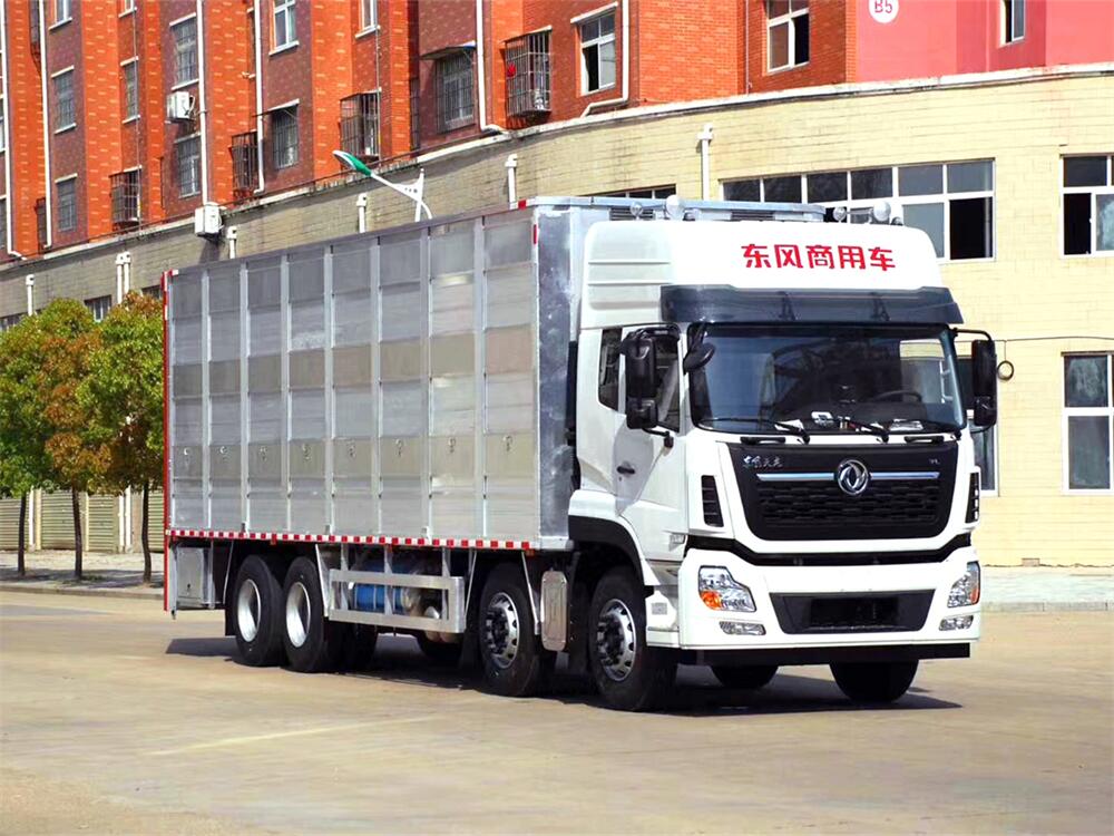 9.6米畜禽運輸車-9.6米東風天龍前四后八鋁合金畜禽運輸車