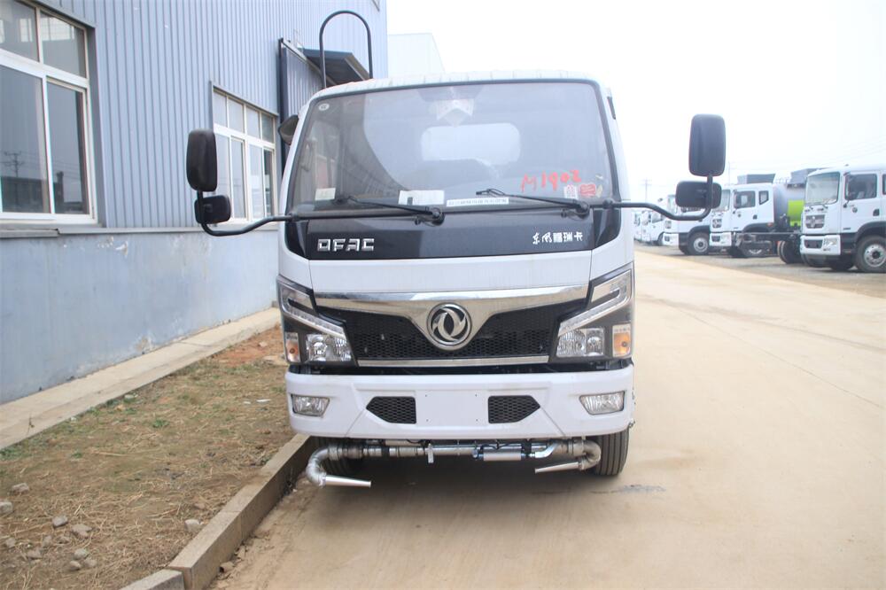 東風(fēng)小福瑞卡（3308，云內(nèi)127）國六  內(nèi)飾照片圖