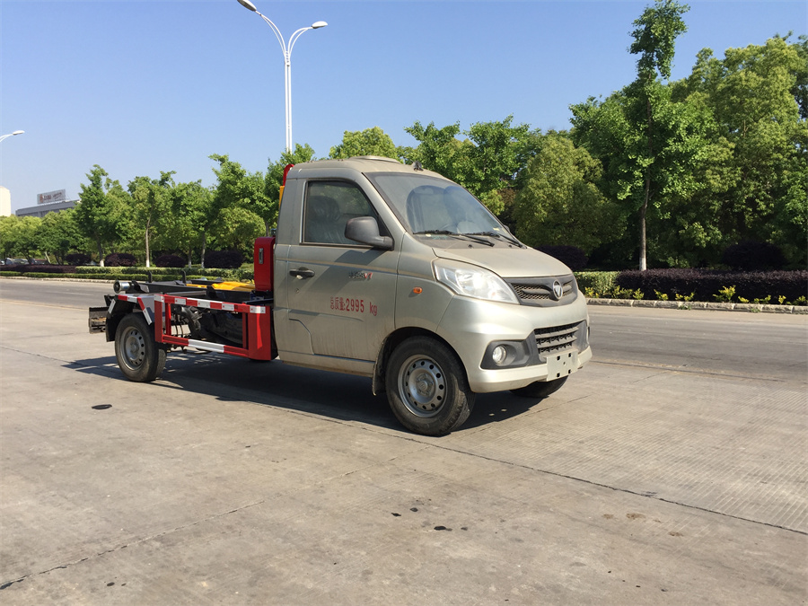 3方勾臂垃圾車-福田祥菱生活垃圾3方勾臂垃圾車廠家