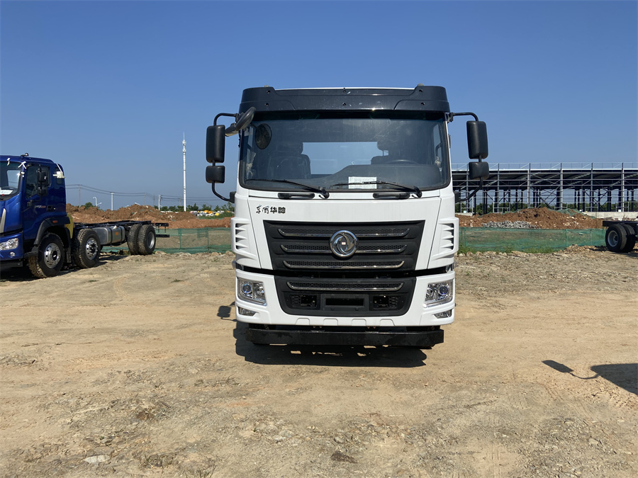 東風(fēng)華神F5（3950，玉柴200）國六 內(nèi)飾照片圖