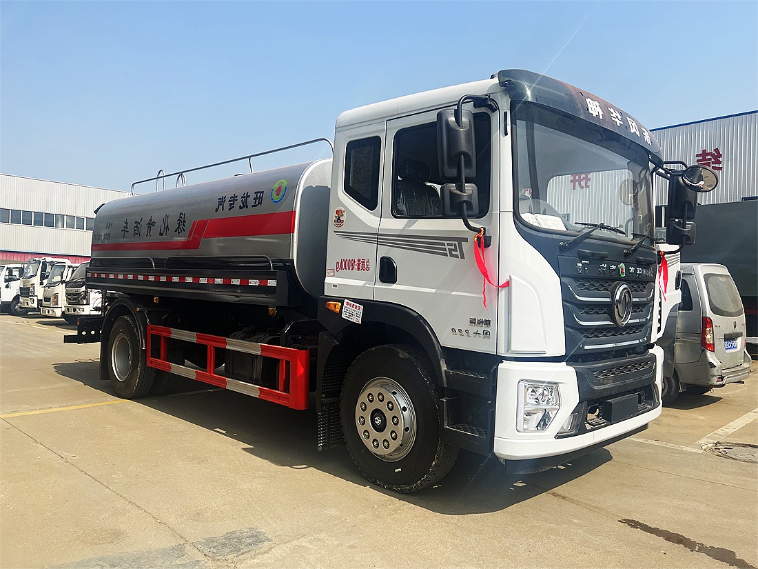 15噸灑水車-湖北旺龍新款東風華神T5國六灑水車廠家價格